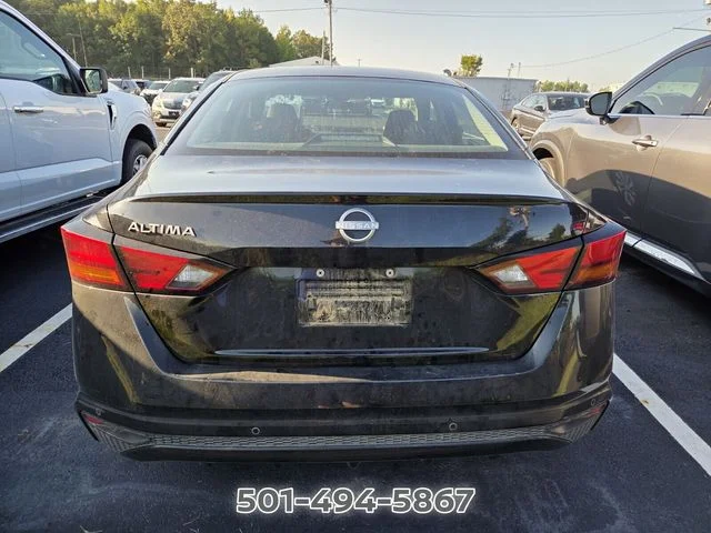 Used 2024 Black Nissan 2.5 S image 5