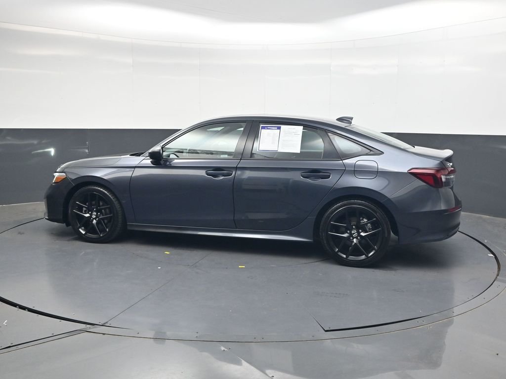Used 2025  Honda Sport image 7