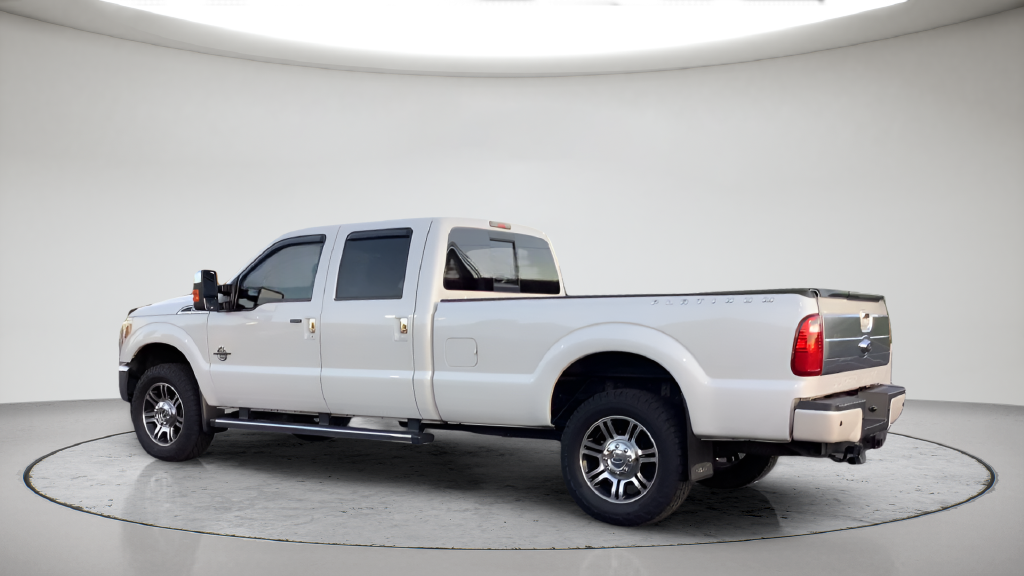 Used 2015 White Platinum Clearcoat Metallic Ford Platinum image 10