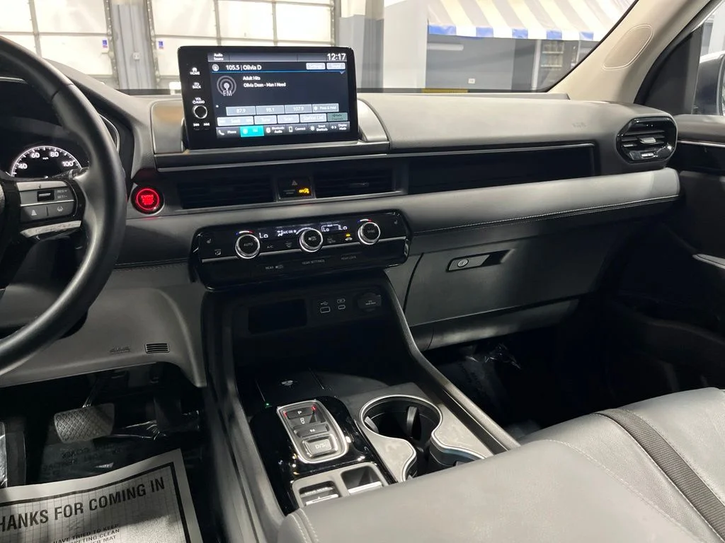 2025 Honda Pilot EX-L - Photo 22