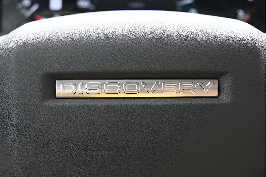 Certified Used 2025 Black Land Rover Dynamic SE image 22