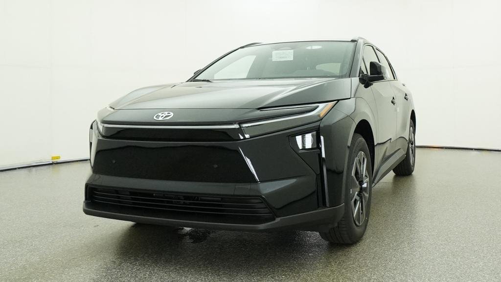 New 2026 Midnight Black Metallic Toyota XLE image 19