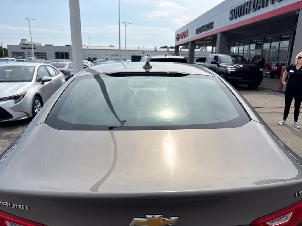 Used 2018 Pepperdust Metallic Chevrolet LT image 4