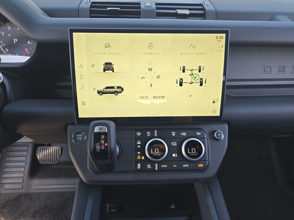 New 2026 Carpathian Grey Land Rover X-Dynamic SE image 22