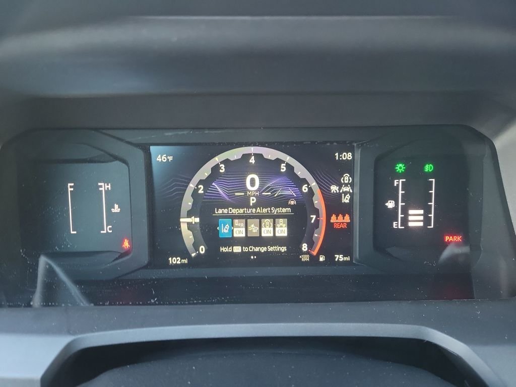 2025 Toyota Tacoma SR5 - Photo 16