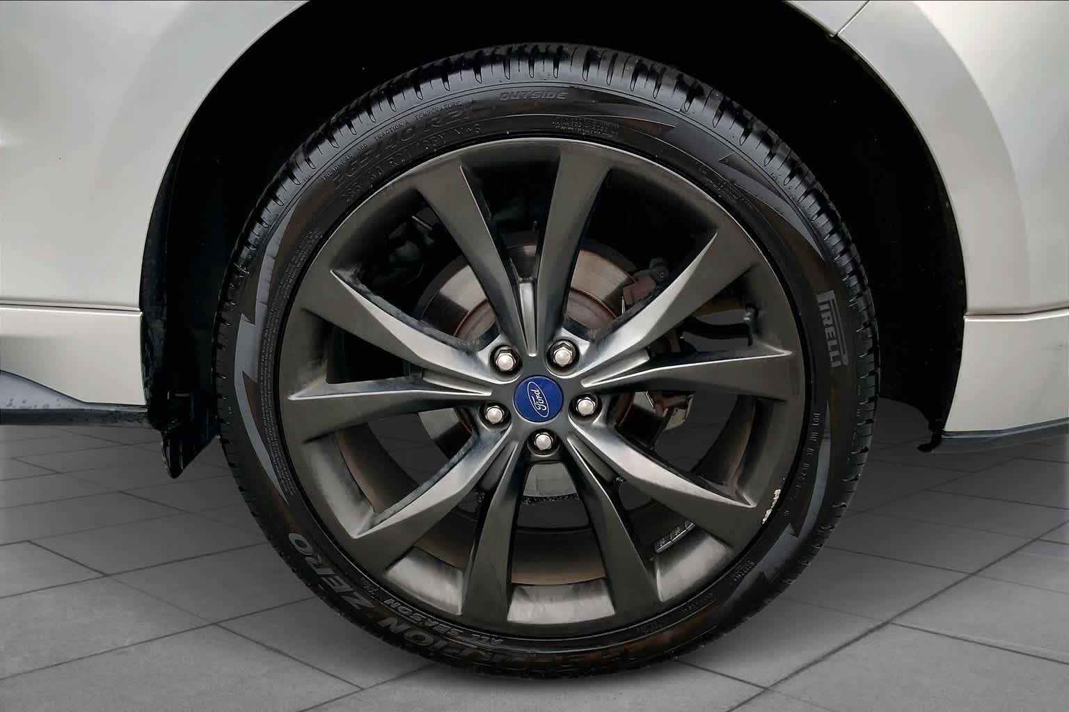 Used 2015 Ingot Silver Metallic Ford Sport image 11