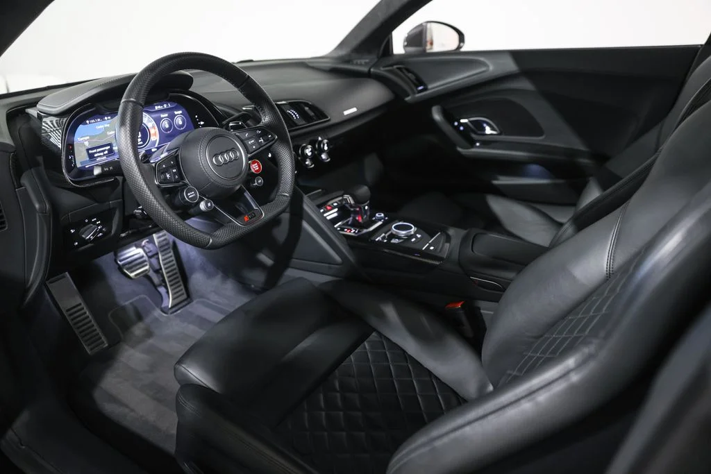 Used 2020 Black Audi V10 performance image 27
