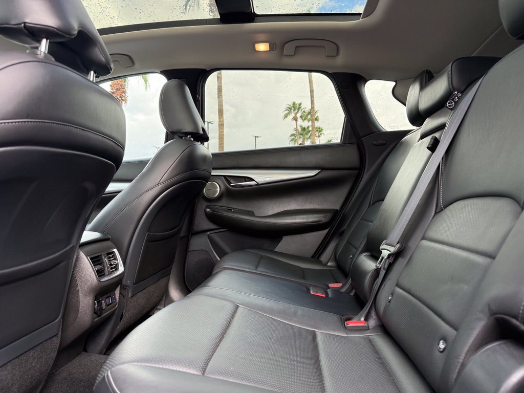 Used 2019 White INFINITI ESSENTIAL image 16
