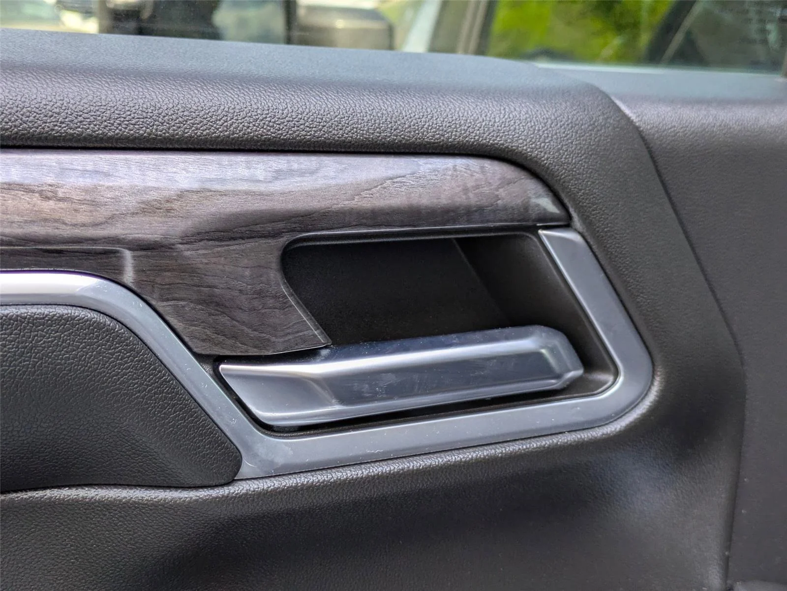 Used 2024 Sterling Gray Metallic Chevrolet LTZ image 27