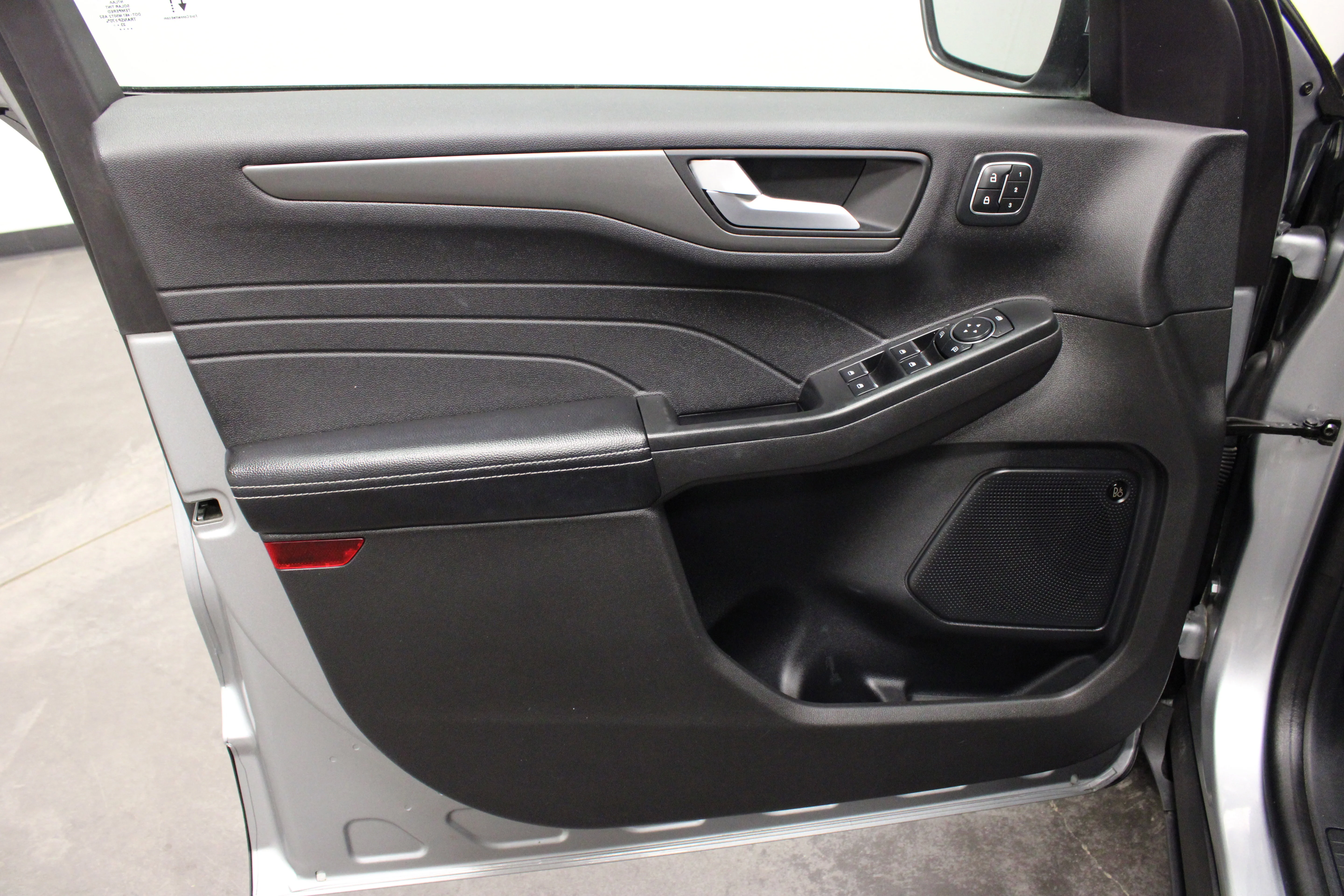 Used 2024 Silver Metallic Ford Active image 18