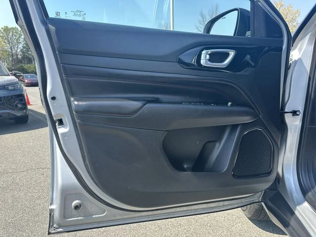 Used 2024 Silver Jeep Trailhawk image 14