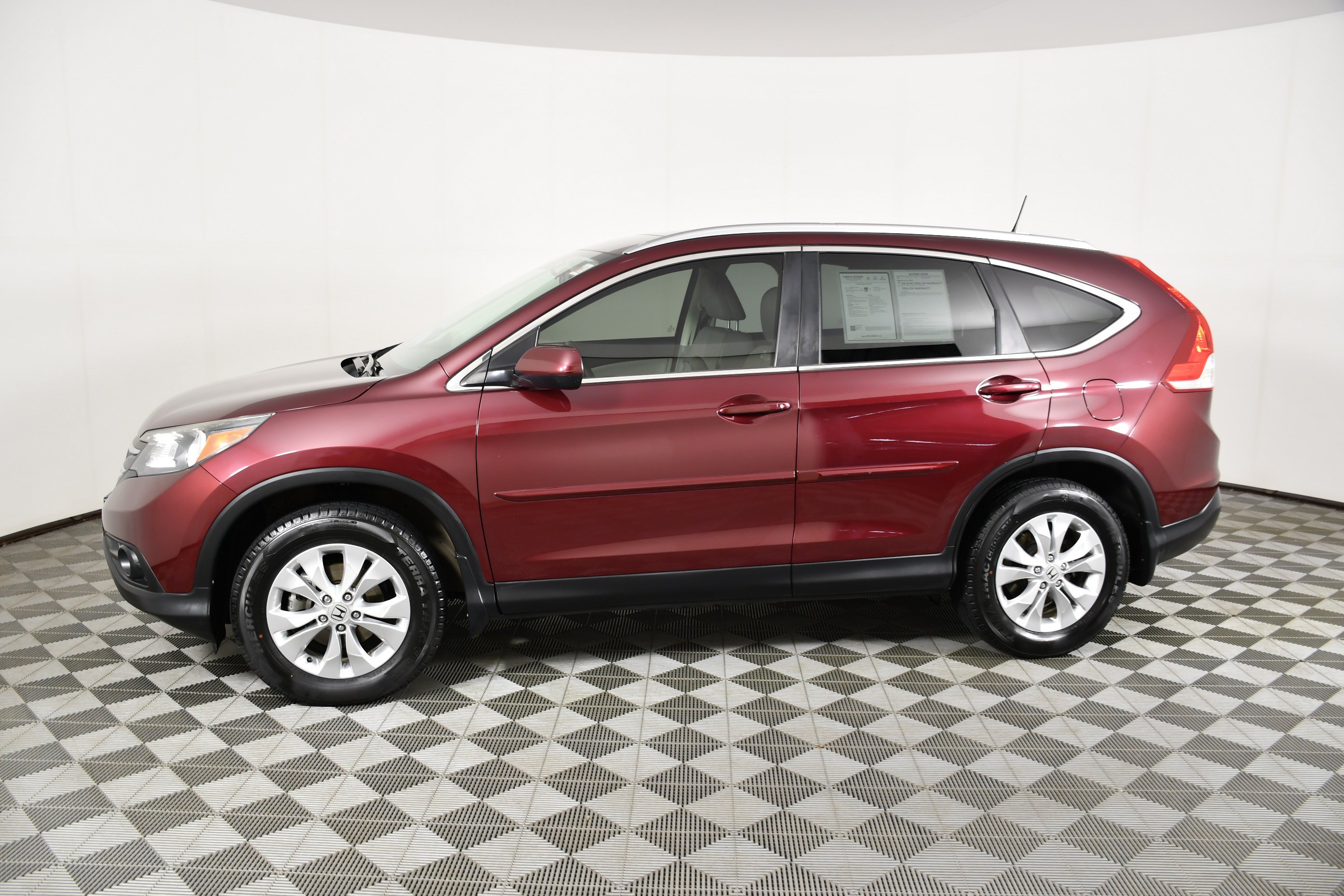 Used 2014 Basque Red Pearl II Honda EX-L image 9