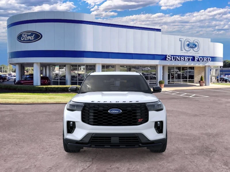 New 2026 Star White Metallic Tri-Coat Ford ST image 6