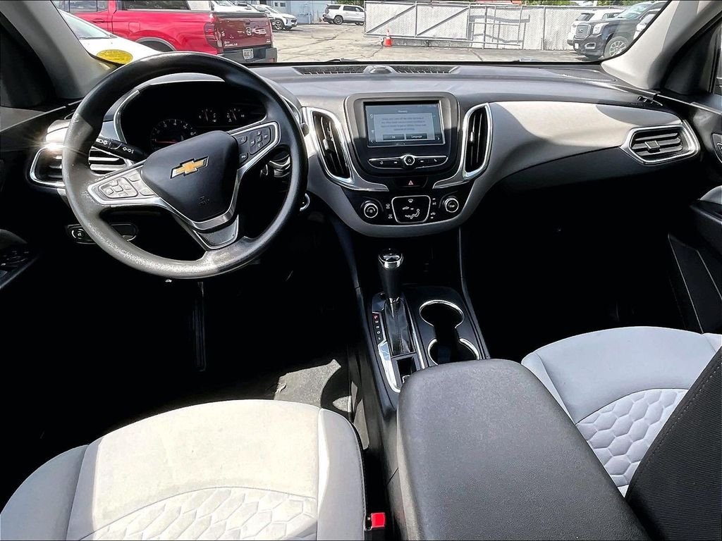 Used 2018 Beige Chevrolet LS image 20