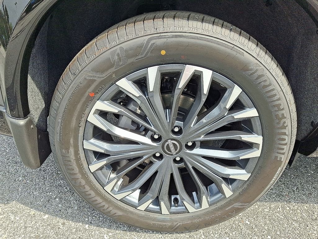 New 2026 Gun Metallic Nissan Platinum image 5