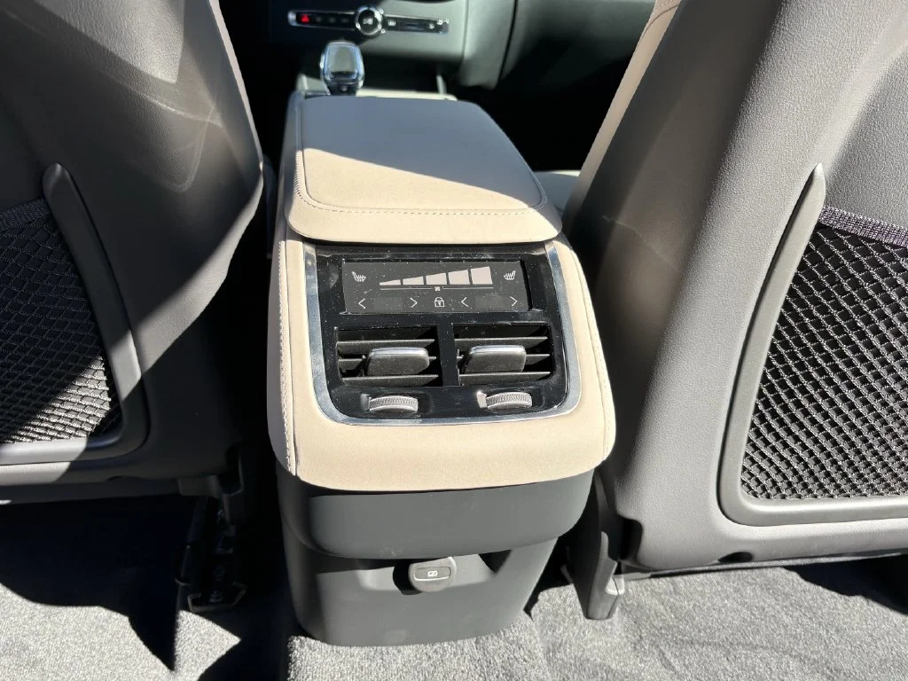 New 2026 Crystal White Volvo Plus image 27