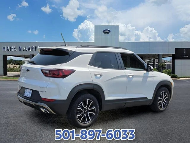 Used 2025 Beige Chevrolet ACTIV image 5