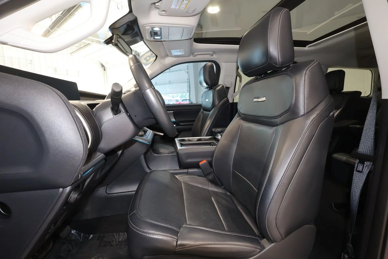 Used 2025 Silver Ford Platinum image 23