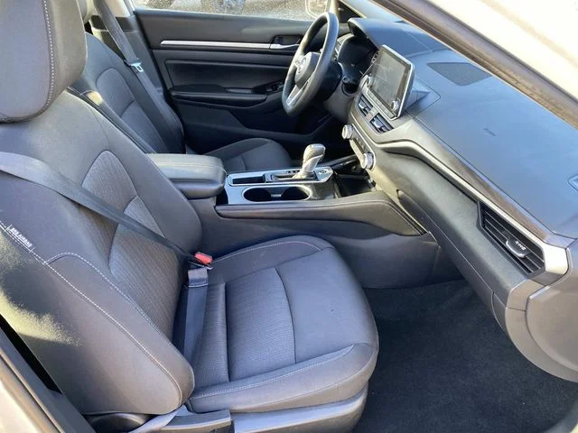 Used 2023 Silver Nissan 2.5 SV image 20