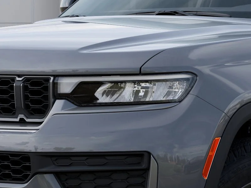 New 2027 Sting-Gray Clear-Coat Paint Jeep  image 10