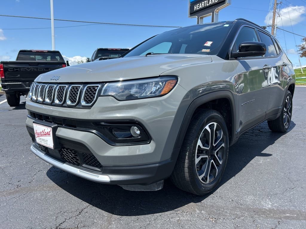 2023 Jeep Compass Limited 4X4's photo