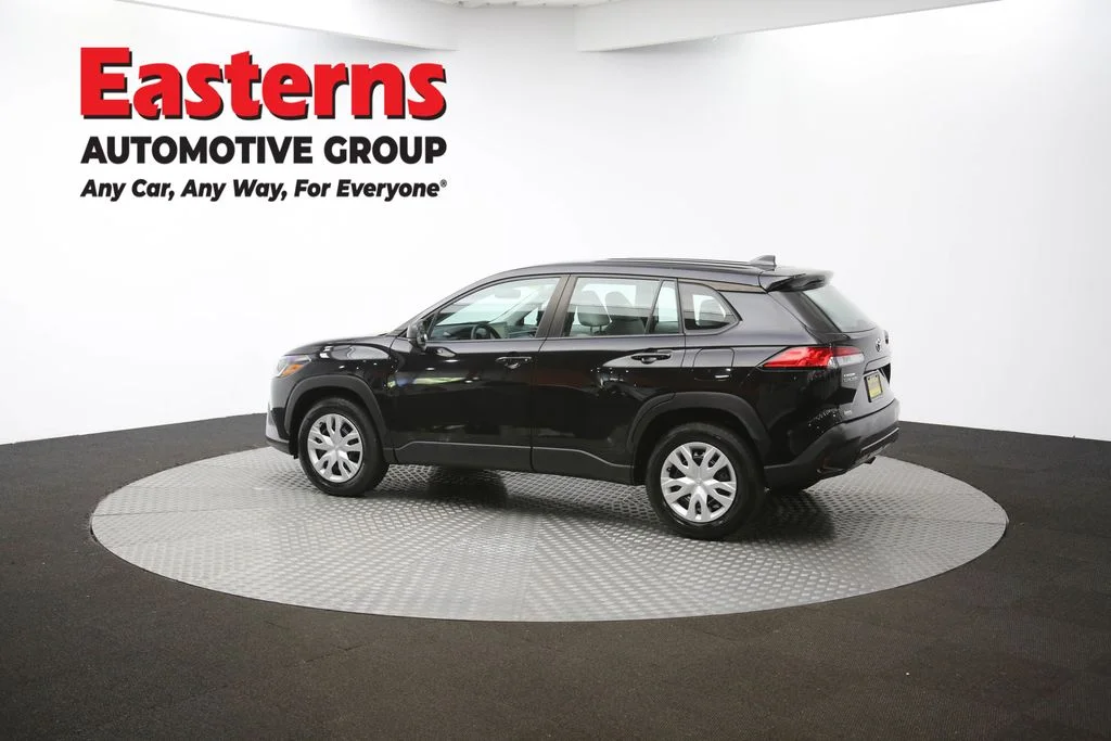 Used 2022 Black Toyota L image 60