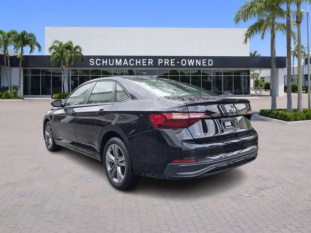 Used 2024 Black Volkswagen 1.5T SE image 5