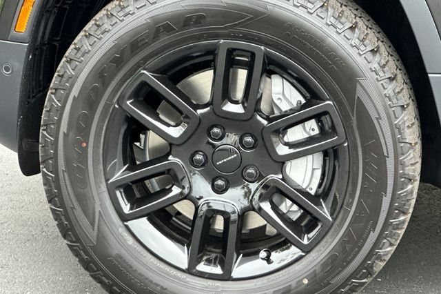 New 2026 Black Land Rover S image 25