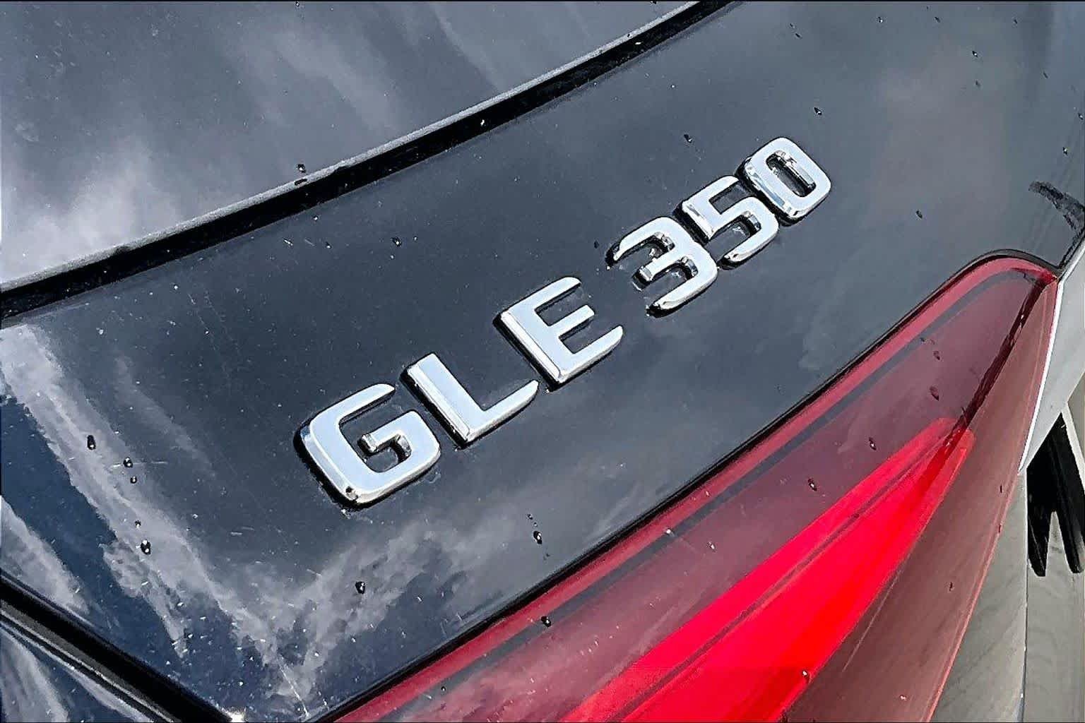 Used 2025 Black Mercedes-Benz GLE 350 image 28