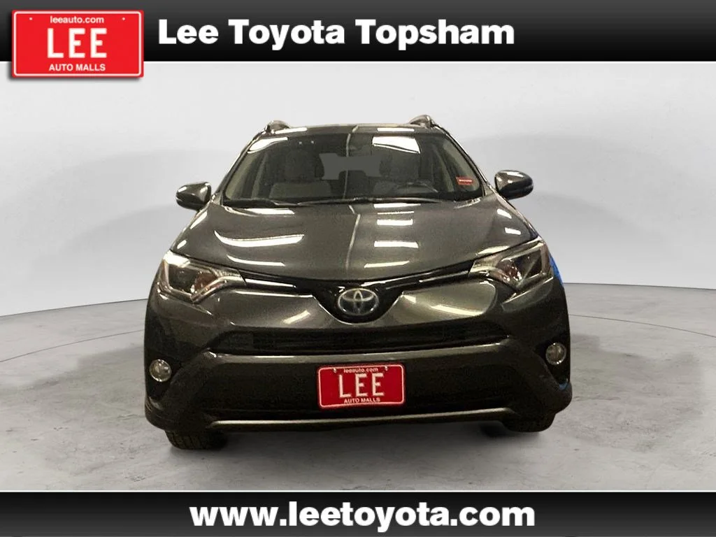 Used 2018 Magnetic Gray Metallic Toyota Hybrid XLE image 8