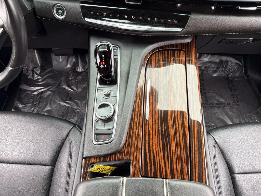 2023 Cadillac Escalade Luxury - Photo 29