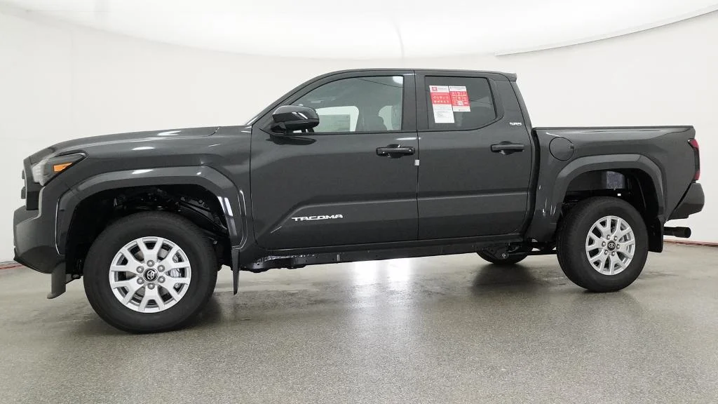 New 2026 Underground Toyota SR5 image 4