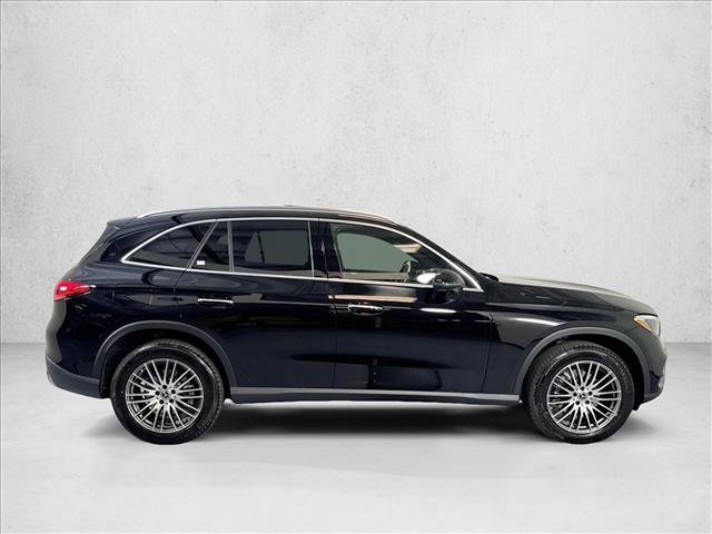 New 2026 Black Mercedes-Benz GLC 300 image 34