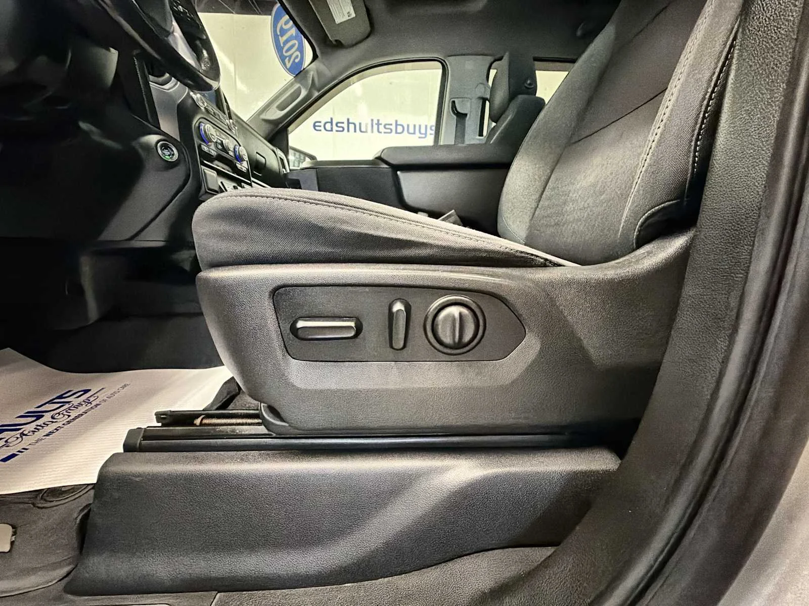 Used 2019 Quicksilver Metallic GMC Elevation image 14