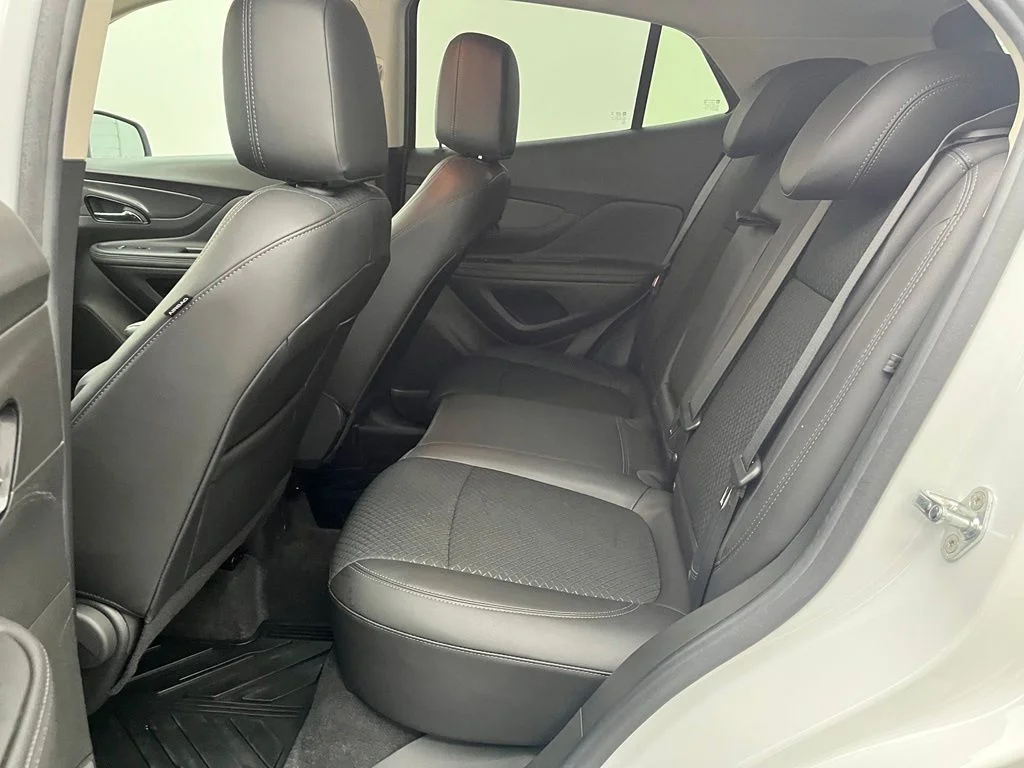 Used 2022 White Buick Preferred image 37