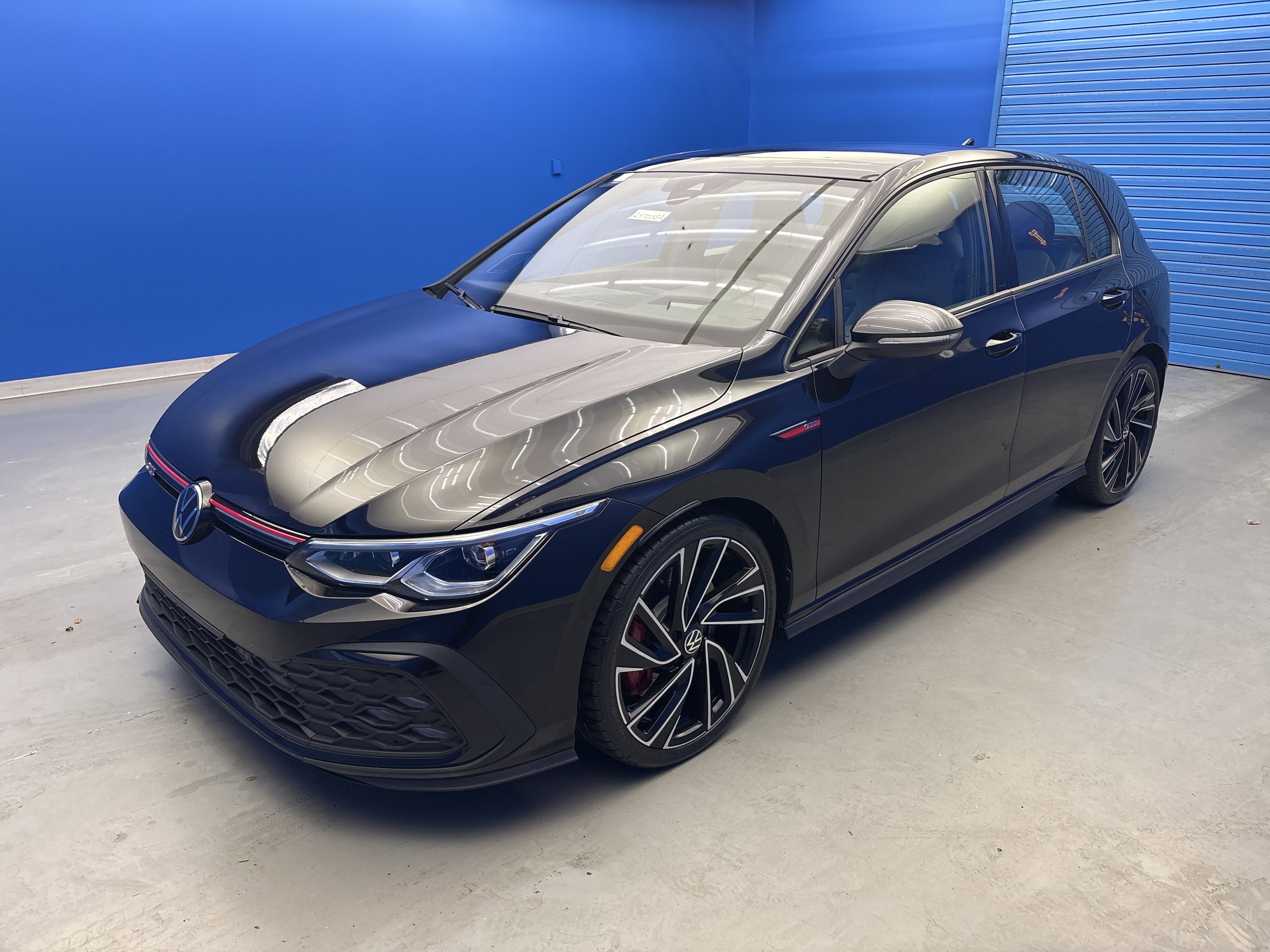 2023 Volkswagen Golf GTI Autobahn photo 4