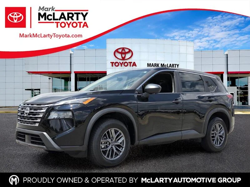 Used 2025 Super Black NISSAN AWD S image 1