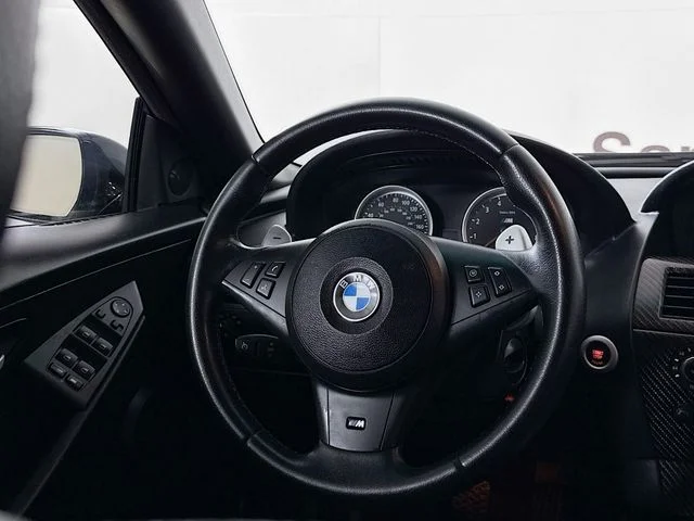 Used 2007  BMW Convertible image 19
