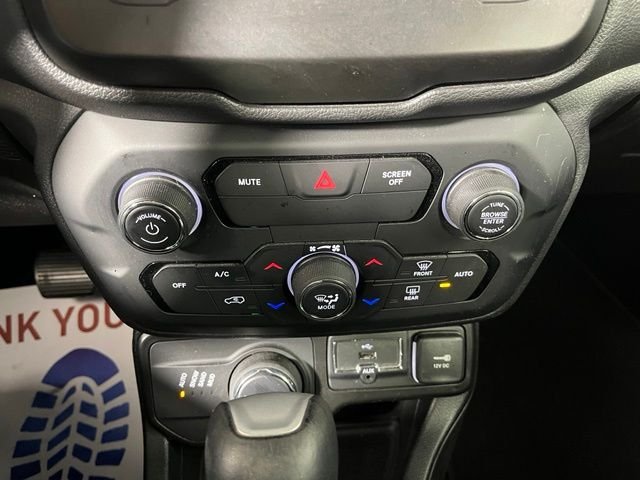 Used 2020 Gray Jeep Limited image 33