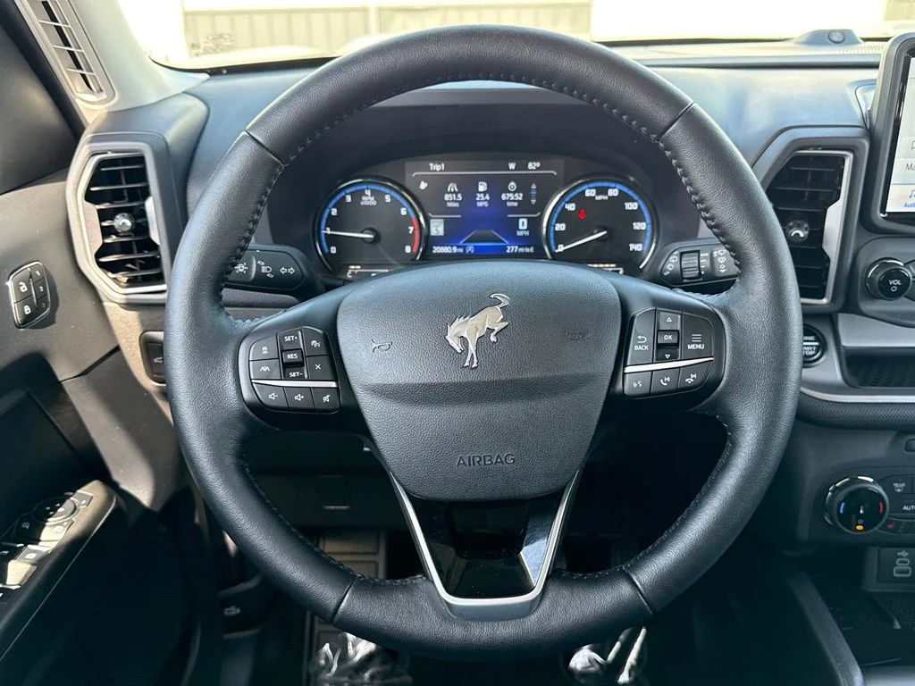 Used 2023 Green Ford Outer Banks image 16