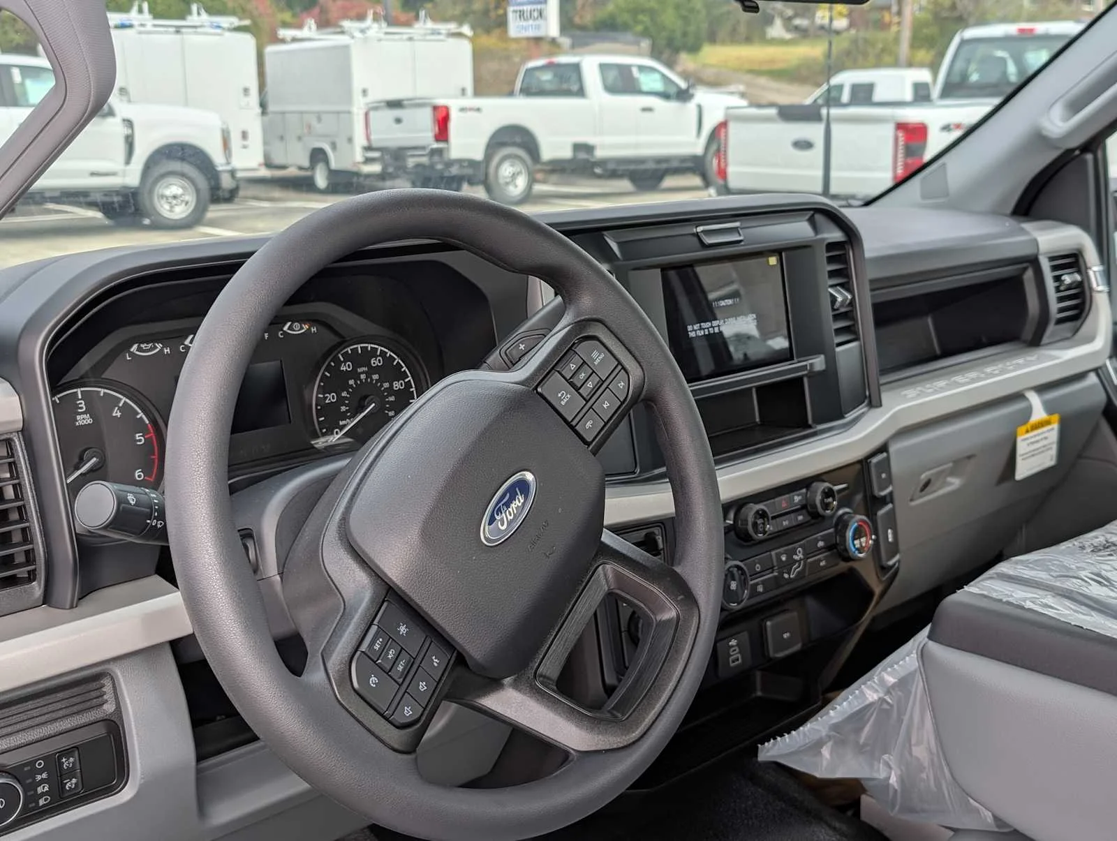 2026 Ford F-350 Super Duty Chassis Cab XL - Photo 13