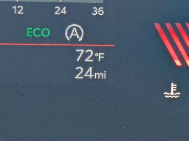 2025 Kia Sorento S - Photo 34