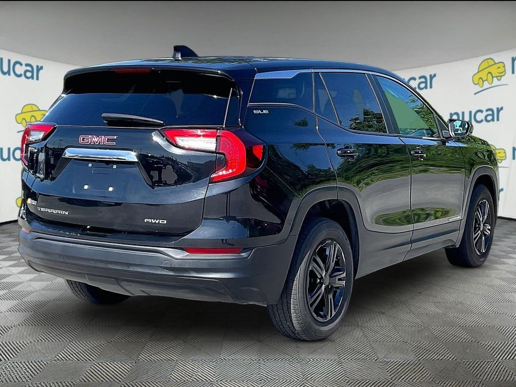 Used 2024 Black GMC SLE image 6