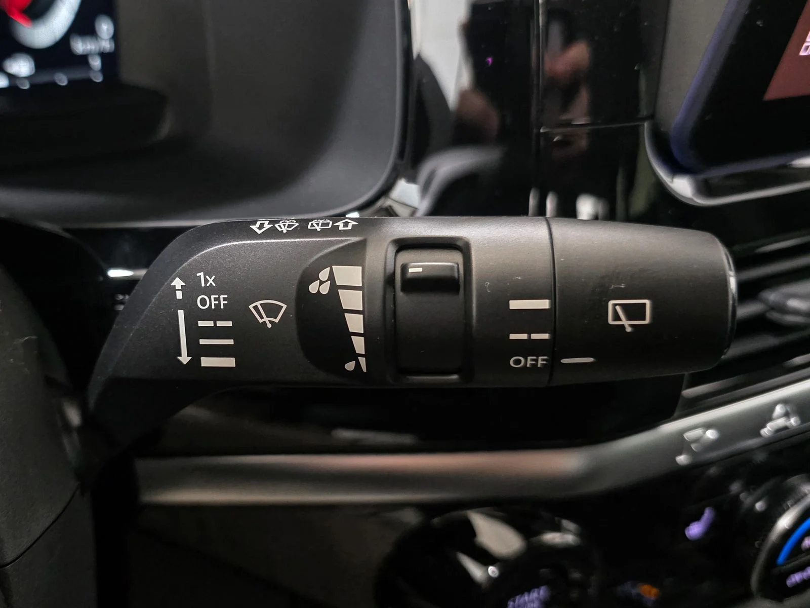 New 2026 Gun Metallic Nissan SL image 36