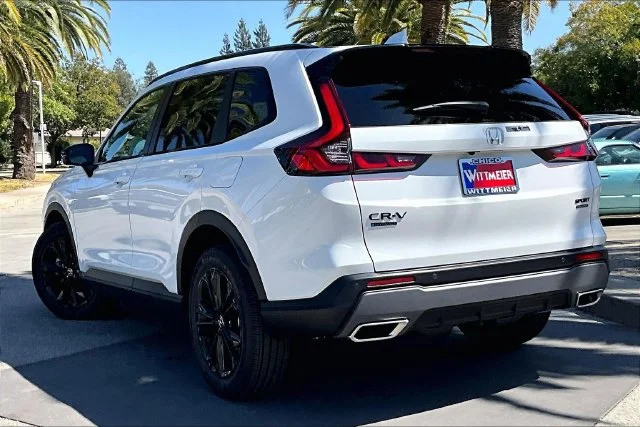 New 2026 Platinum White Pearl Honda AWD Sport Touring Hybrid image 3