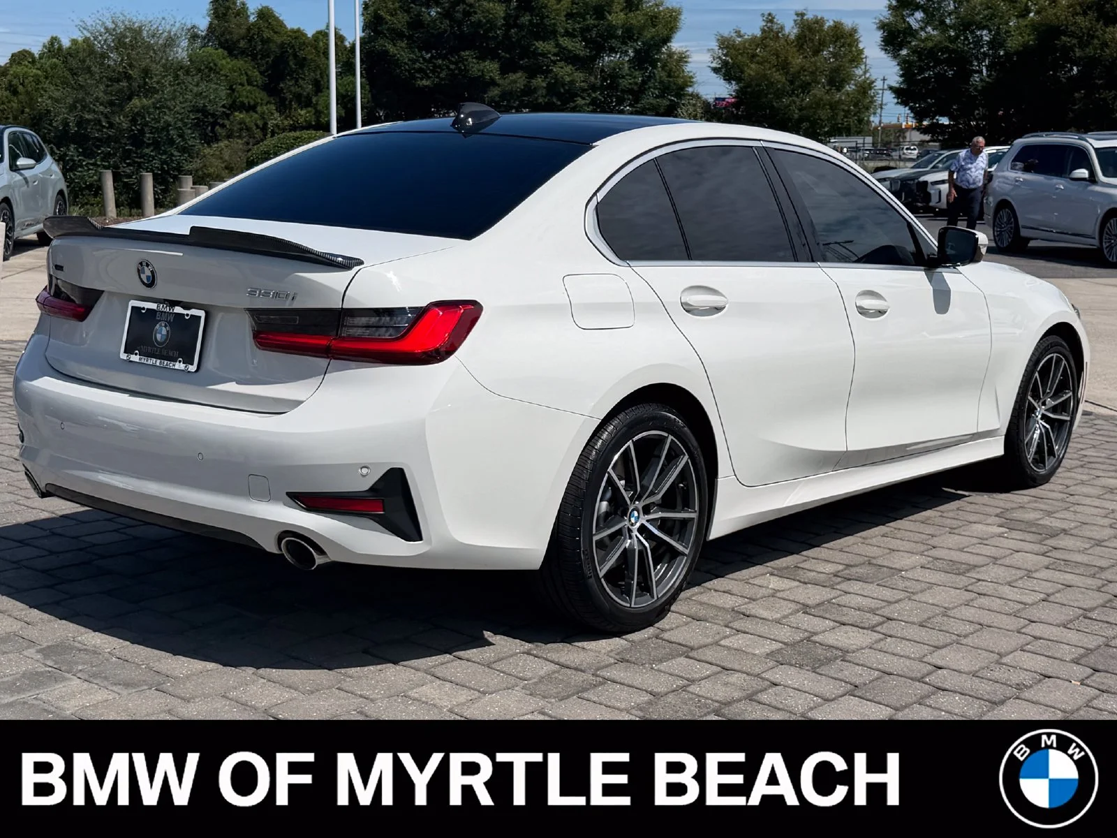 Used 2021 Alpine White BMW 330i xDrive image 9