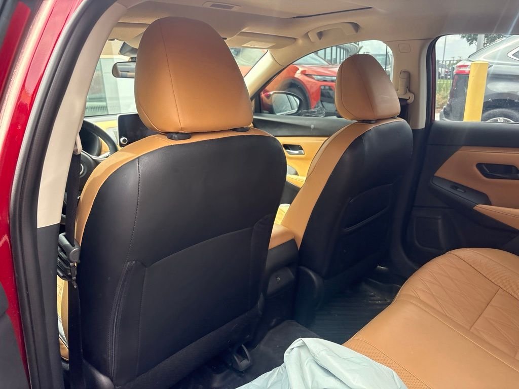 Used 2024 Red Nissan SV image 6