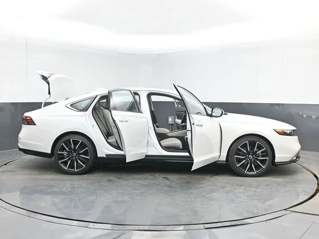 New 2026 Platinum White Pearl Honda Touring Hybrid image 55