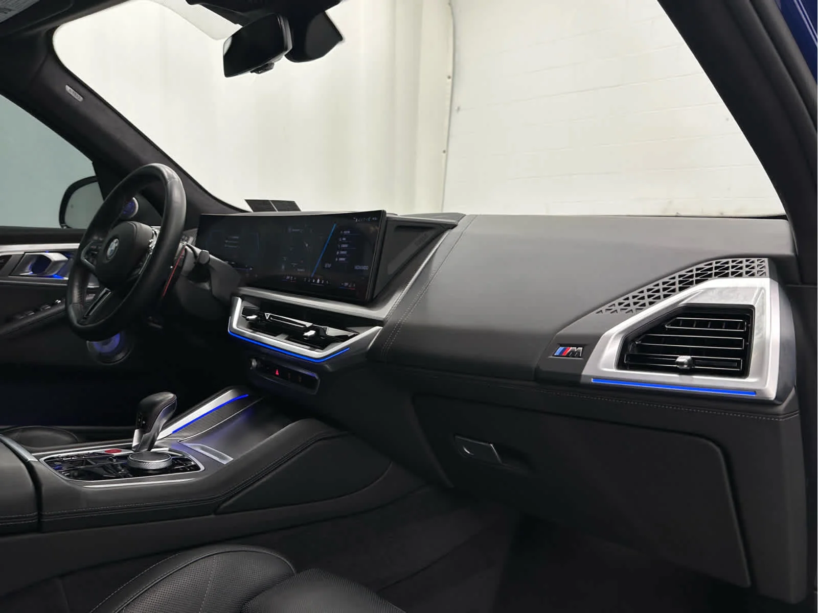 Used 2024 Marina Bay Blue Metallic BMW  image 17