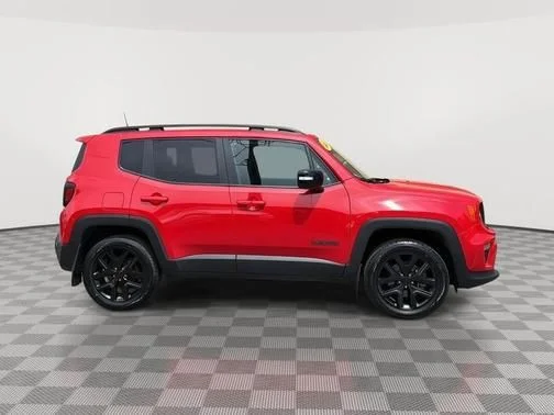 Used 2023 Red Jeep Altitude image 2